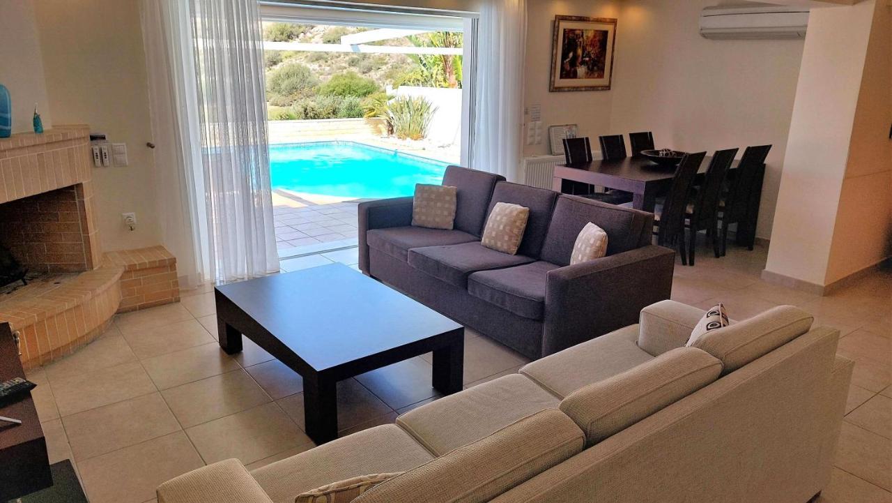 Holiday Villa Sunjoy Close To The Beach Sounion Exterior foto